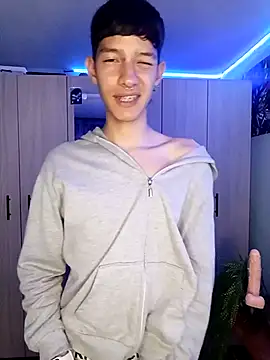 heyy noah11 online show from November 7, 1:09 am