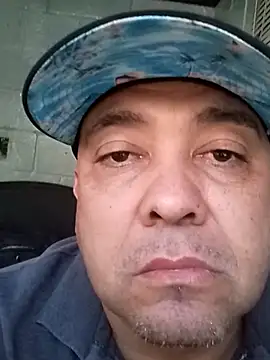 valboy08 online show from April 5, 12:01 pm