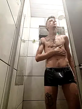 RuivoDotado24cm online show from October 16, 9:23 pm