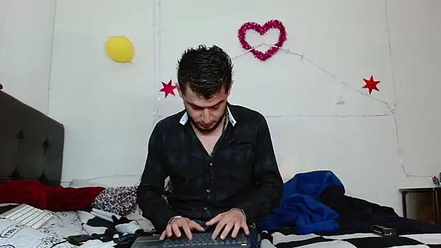 picante70  online show from November 5, 10:39 am