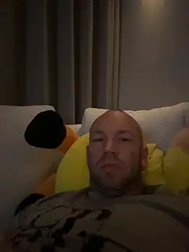 Missleil online show from October 14, 8:16 pm