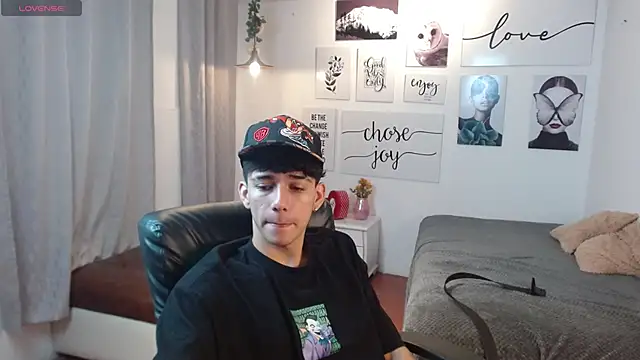 AmethystShadow17 online show from November 11, 3:28 pm