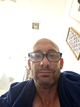 whateveruwanthowever online show from November 24, 12:33 am