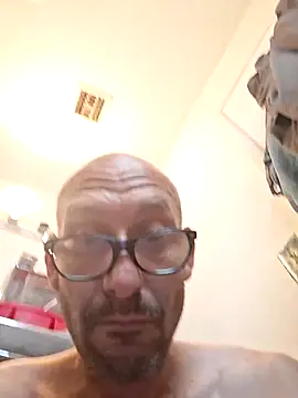 whateveruwanthowever online show from December 19, 8:06 pm