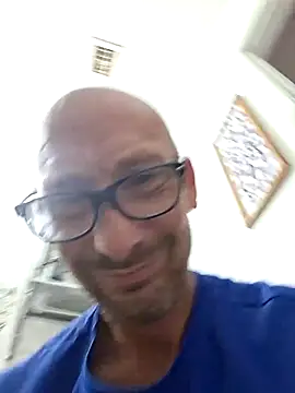 whateveruwanthowever online show from November 4, 1:39 am