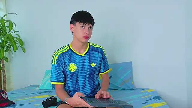 Axel Cody  online show from July 27, 8:16 pm