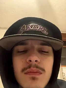 CarmeloA online show from December 3, 3:12 am