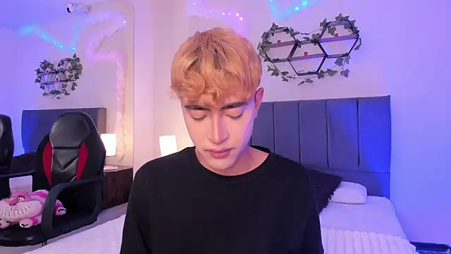 JustinCastiblanco online show from October 24, 12:07 pm