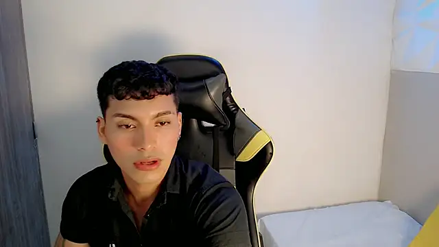 Snapshot of Maynow_666 chatting on October 15, 8:49 pm Maynow 666 online show from October 15, 8:49 pm