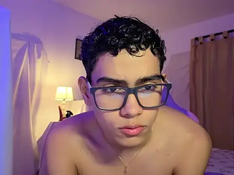 Yamilk101 online show from February 1, 4:00 am