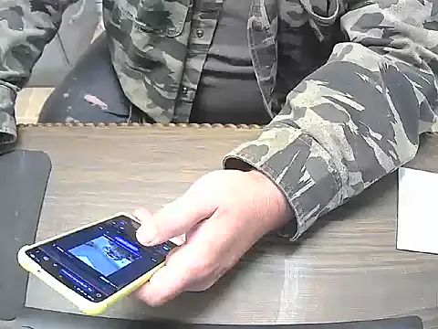 awynn1980 online show from November 11, 3:50 pm