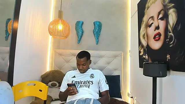 tyrone william online show from March 11, 7:10 pm