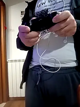 Romaeterna  online show from October 31, 10:24 pm