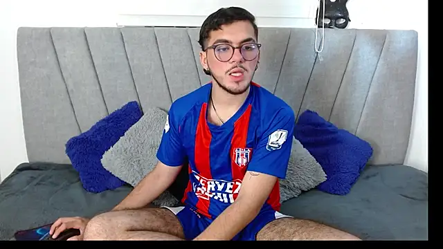 Zac Golden online show from November 14, 2:26 am