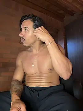 caiiobahia online show from April 2, 2:20 am