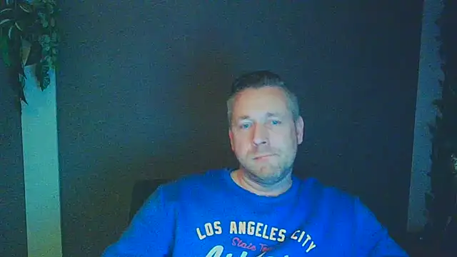 Woody Longbong online show from November 4, 5:36 pm