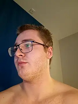 showmyselfnaked online show from October 20, 8:35 pm
