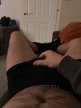 sevenisthemagicnum online show from December 5, 9:44 pm