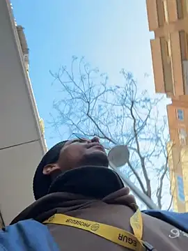 Albert Madrid online show from January 19, 1:24 pm