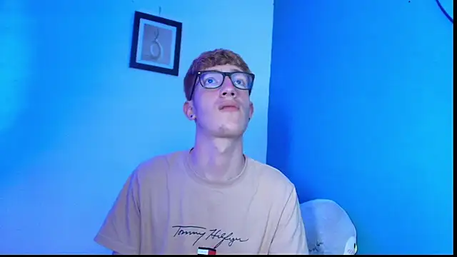 Erick Taylor3 online show from March 28, 9:04 pm