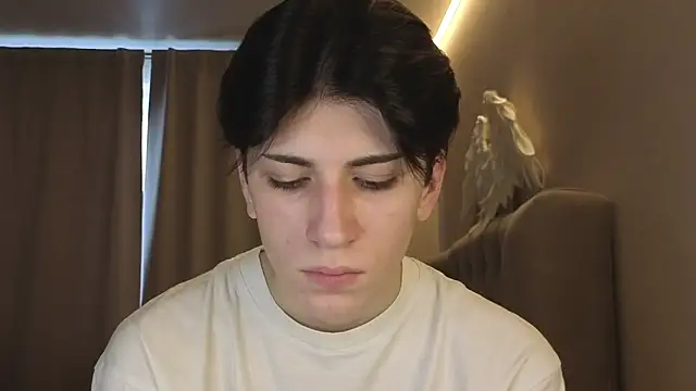 Oliver star boy  online show from January 12, 12:09 pm