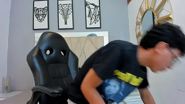 adams bobby online show from March 20, 11:25 am