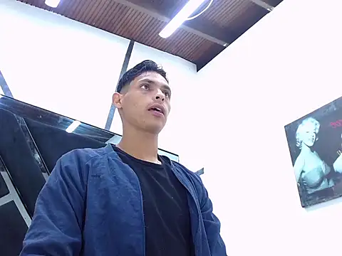 wiltom  online show from October 29, 12:19 pm