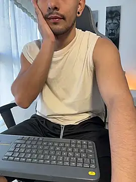 IamKael  online show from February 26, 1:23 pm