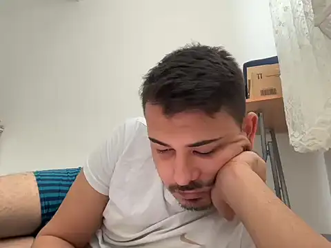 madarato20 online show from November 10, 9:14 am