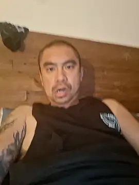 Stronggdragon85 online show from May 9, 4:52 pm