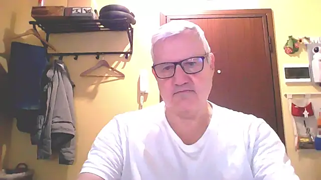 Diegoriv71 online show from April 17, 6:16 am