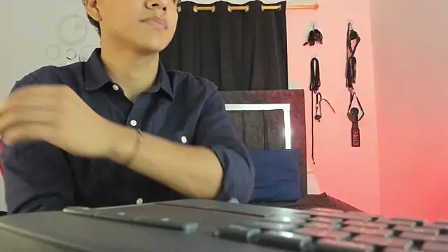 Maximiliano Khalil online show from November 26, 7:28 pm