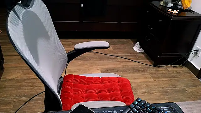  lulu9999  online show from December 14, 2:57 pm