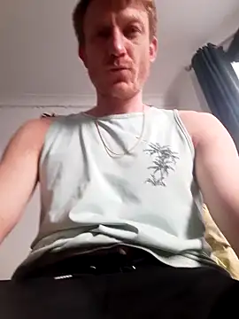 jigglethaypussi online show from March 5, 11:28 am