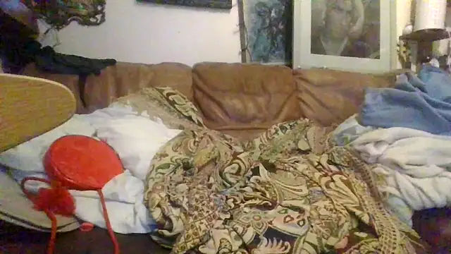 jigglethaypussi online show from February 2, 2:54 am