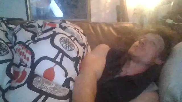 jigglethaypussi online show from April 7, 2:33 am