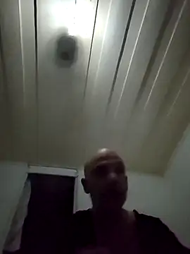 casalhottuga online show from November 4, 12:01 am