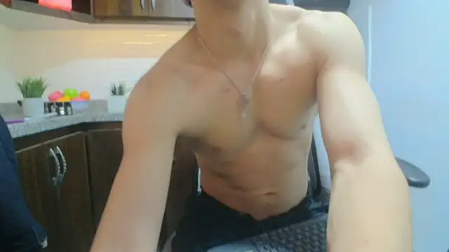 chris evans27 online show from November 18, 3:32 am