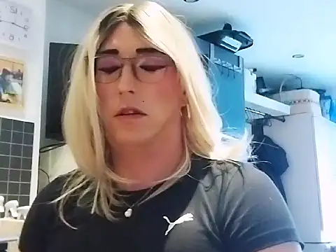 AgnesCross39 online show from July 5, 7:15 am