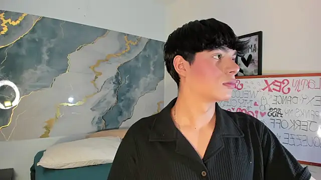 Isaac Kurtt online show from November 11, 8:14 pm