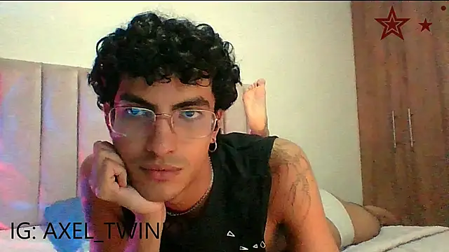 axel love13 online show from November 19, 11:04 pm