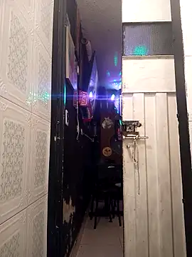 themorenofit08 online show from March 13, 1:02 am