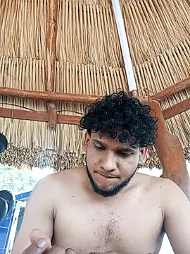 prototipoA45 online show from January 5, 7:39 pm