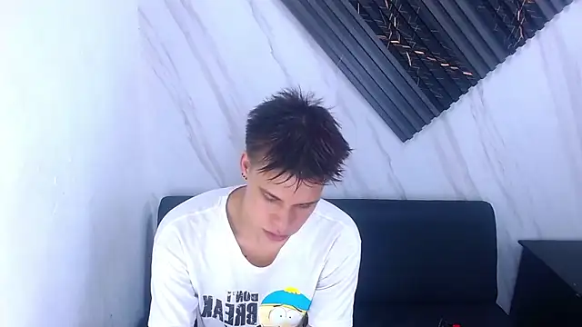 Liam York  online show from March 5, 8:49 pm