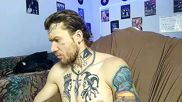 Huntall77 online show from December 17, 7:59 am