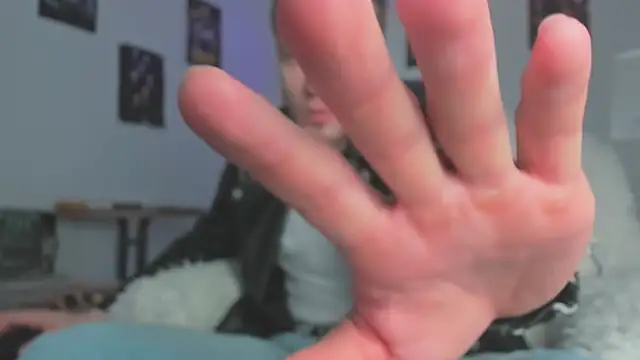 Huntall77 online show from March 24, 5:45 am