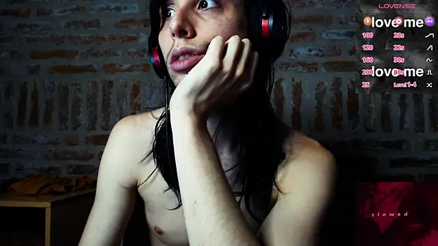 CaramelToy online show from January 12, 6:01 pm