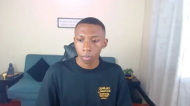 Miilo18 online show from December 3, 9:32 pm