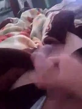 Luizdz7 online show from November 10, 4:23 pm