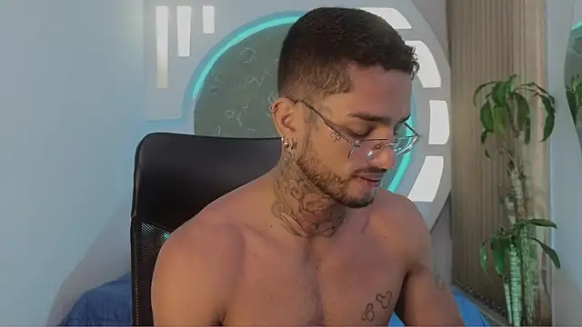 Alanrodgers online show from March 23, 1:28 pm